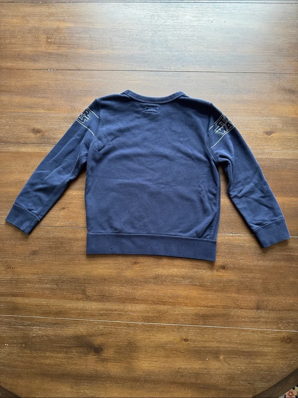 Size S P 6-7 Gap Kids Star Wars Darth Vader sweatshirt